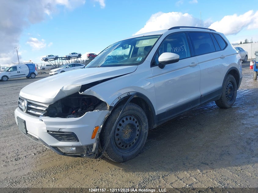 3VV0B7AX7JM161993 2018 VOLKSWAGEN TIGUAN photo no. 2