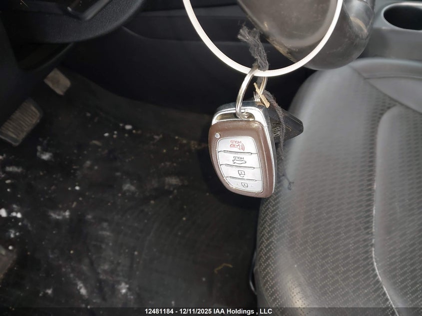 KMHD84LF7HU321177 2017 HYUNDAI ELANTRA photo no. 11