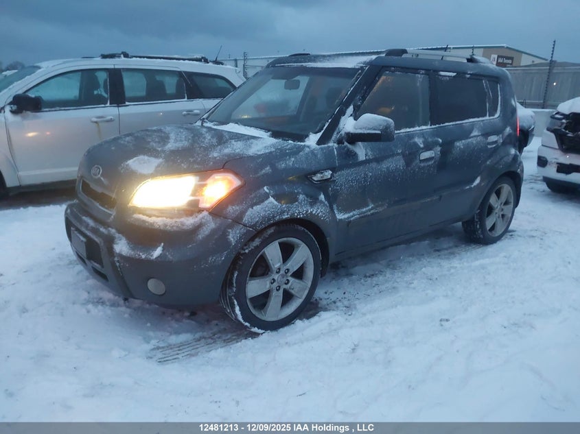 KNDJT2A24A7071783 2010 KIA SOUL photo no. 2
