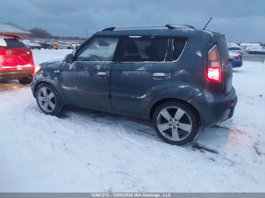 KNDJT2A24A7071783 2010 KIA SOUL photo no. 3