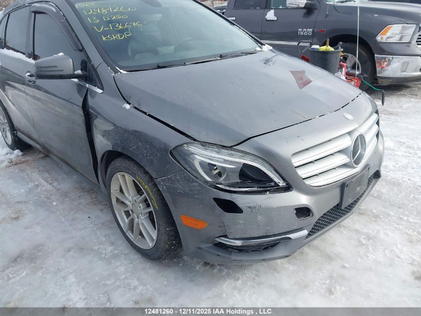2013 Mercedes-Benz B 250 Sports Tourer VIN: WDDMH4EB4DJ136696 Lot: 12481260