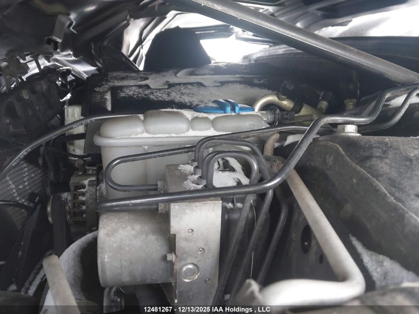 2015 Audi A4 2.0T Komfort Plus VIN: WAUBFCFLXFN027225 Lot: 12481267