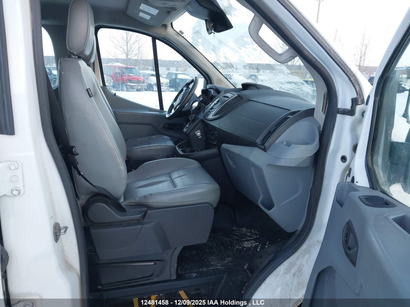 1FMZK1ZM8FKB17380 2015 FORD TRANSIT photo no. 5