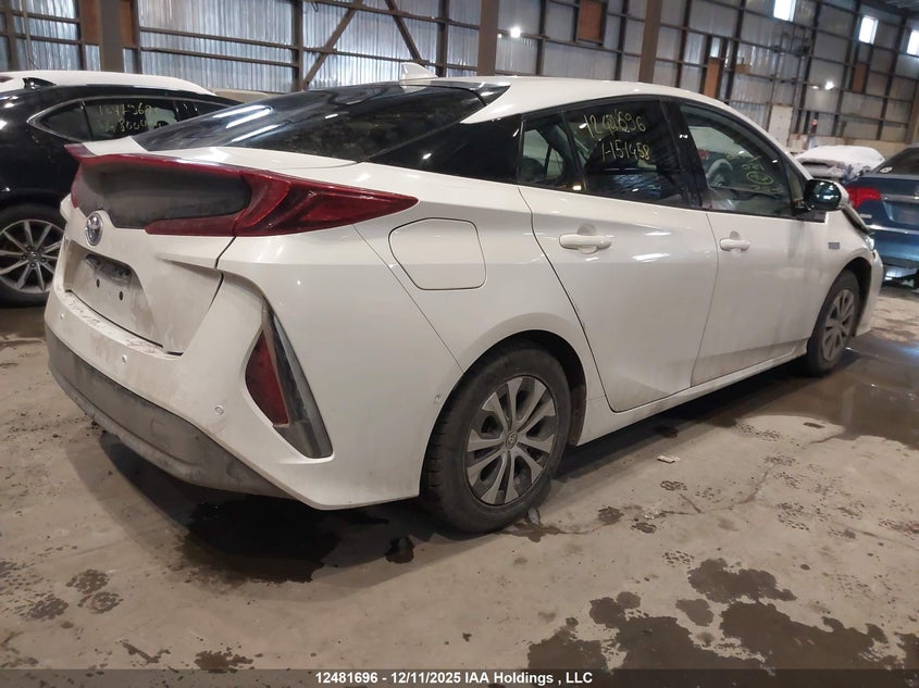 Vin: jtdkarfp8l3151458, lot: 2868037, toyota prius 20204