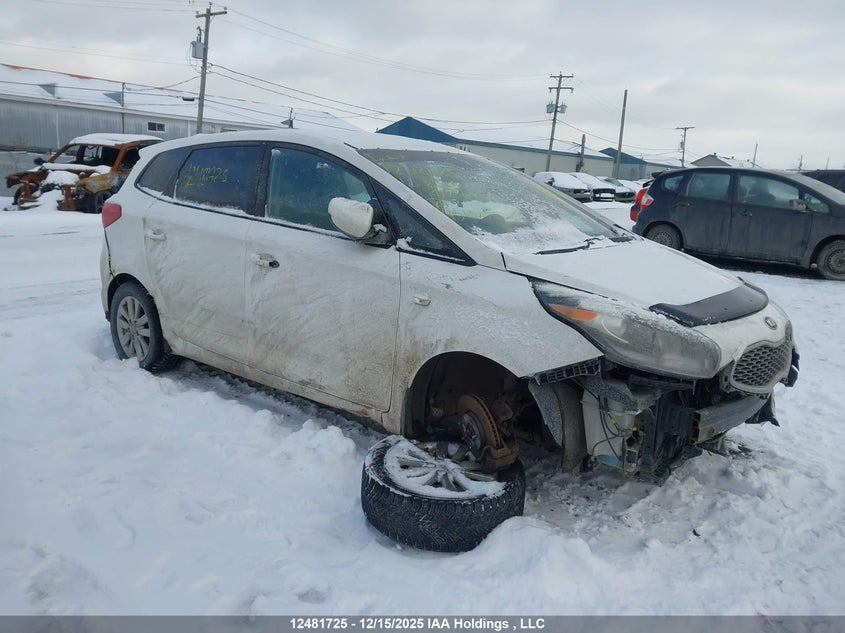 KNAHT8A39F7077481 2015 Kia Rondo auction photo 1