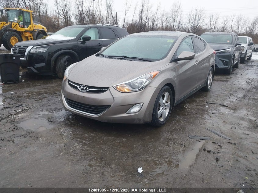 5NPDH4AE6DH214026 2013 HYUNDAI ELANTRA photo no. 2