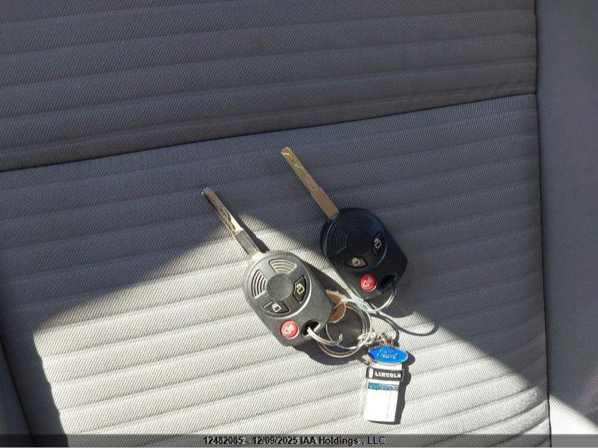 2017 Ford Escape Se VIN: 1FMCU9G99HUA34352 Lot: 12482085