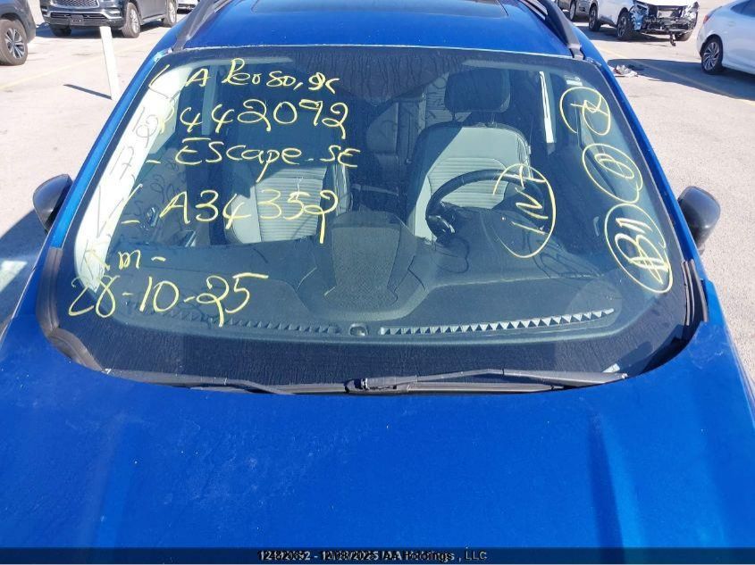 2017 Ford Escape Se VIN: 1FMCU9G99HUA34352 Lot: 12482085