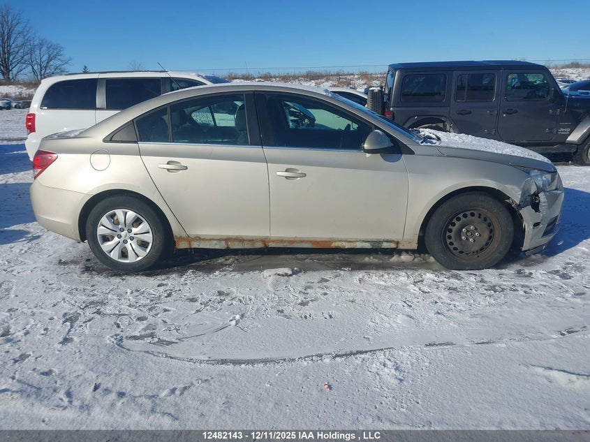 1G1PC5SB8E7268075 2014 CHEVROLET CRUZE photo no. 13