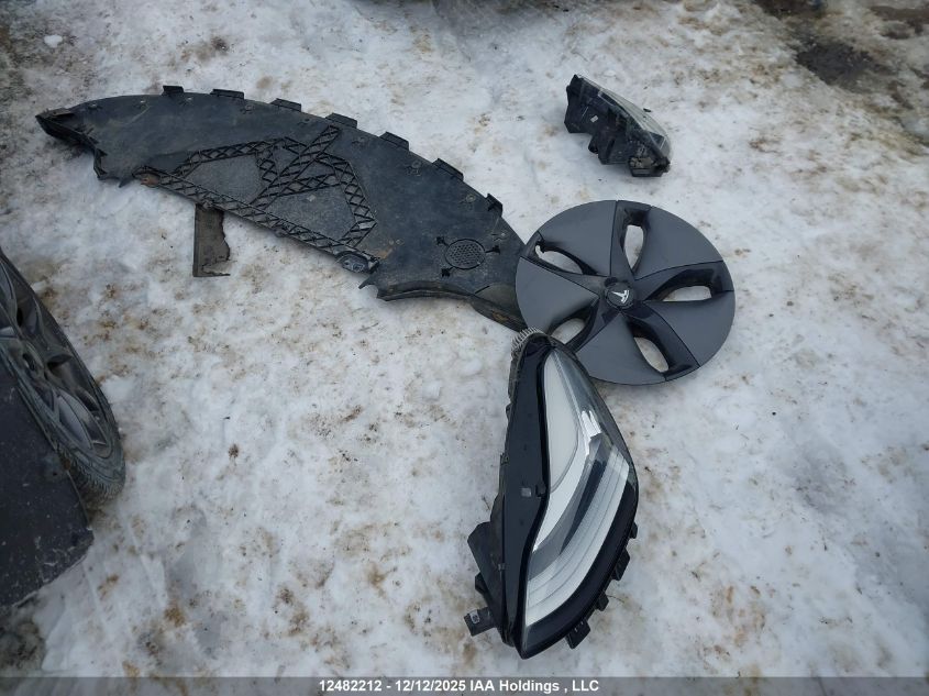 2019 Tesla Model 3 Long Range/Mid Range/Standard Range/Standard Range Plus VIN: 5YJ3E1EA5KF403238 Lot: 12482212