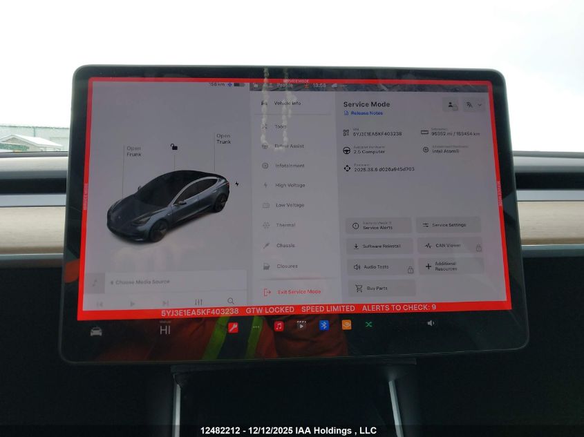 2019 Tesla Model 3 Long Range/Mid Range/Standard Range/Standard Range Plus VIN: 5YJ3E1EA5KF403238 Lot: 12482212