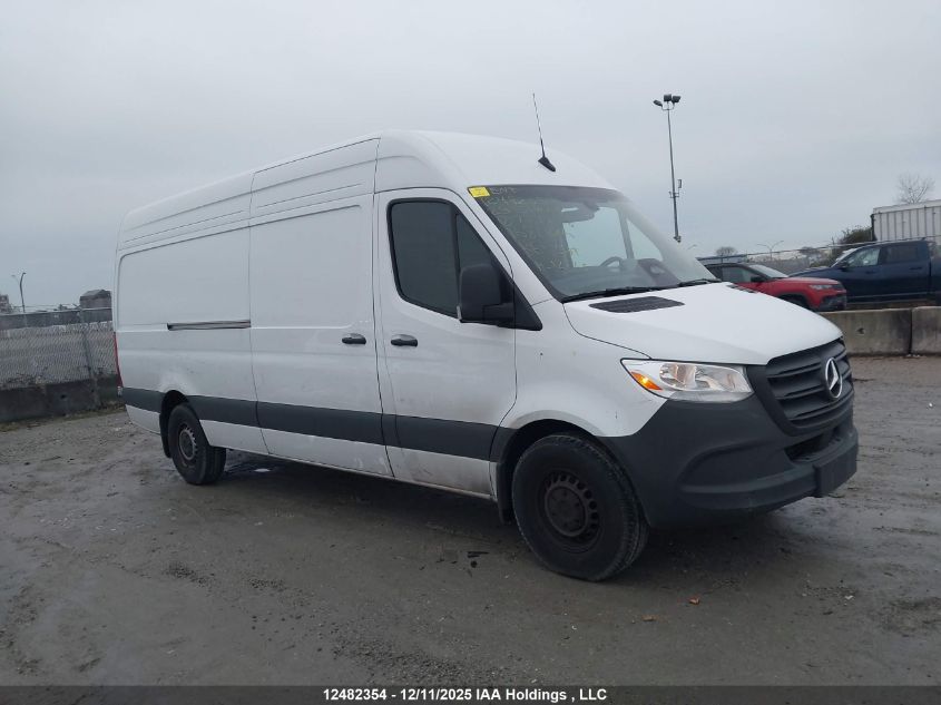 MERCEDES-BENZ SPRINTER 2500