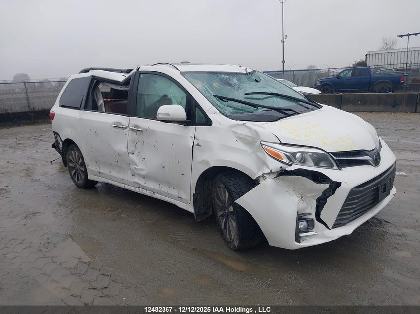 5TDDZ3DC1JS204981 2018 Toyota Sienna Xle/Xle Premium/Limited/Limited Premium auction photo 1