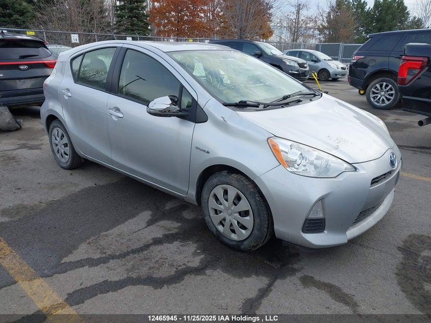 JTDKDTB32E1082286 2014 Toyota Prius C auction photo 1