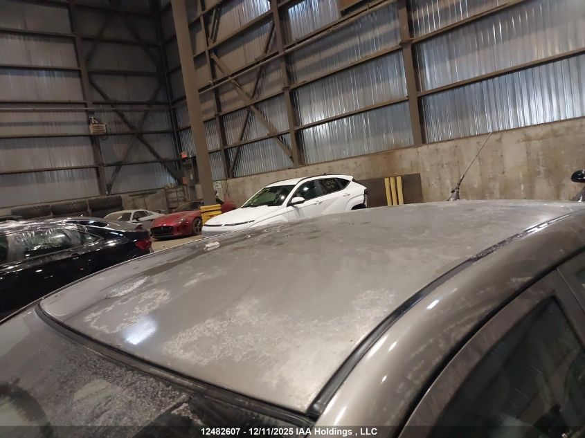 2003 Toyota Corolla Ce/Le/Sport VIN: 2T1BR32E43C740069 Lot: 12482607