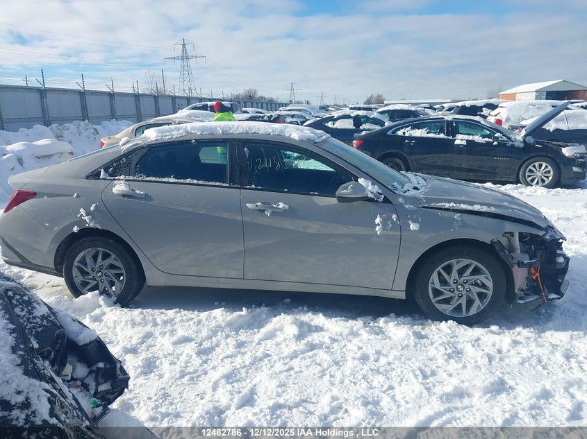 KMHLM4DG3SU901368 2025 HYUNDAI ELANTRA photo no. 13