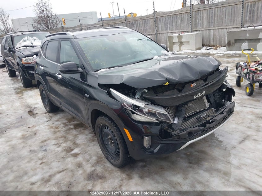 2022 Kia Seltos Sx Turbo W/Black Interior/Sx Turbo W/Burgundy Interior