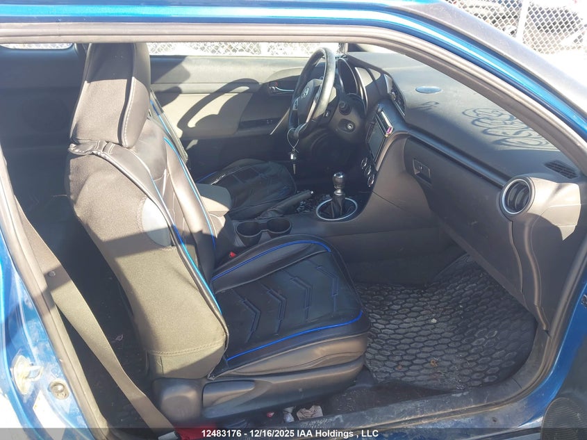 JTKJF5C72GJ017422 2016 SCION TC photo no. 5