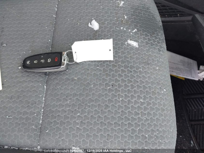 2019 Ford Escape Se VIN: 1FMCU9GD6KUC10057 Lot: 12483187