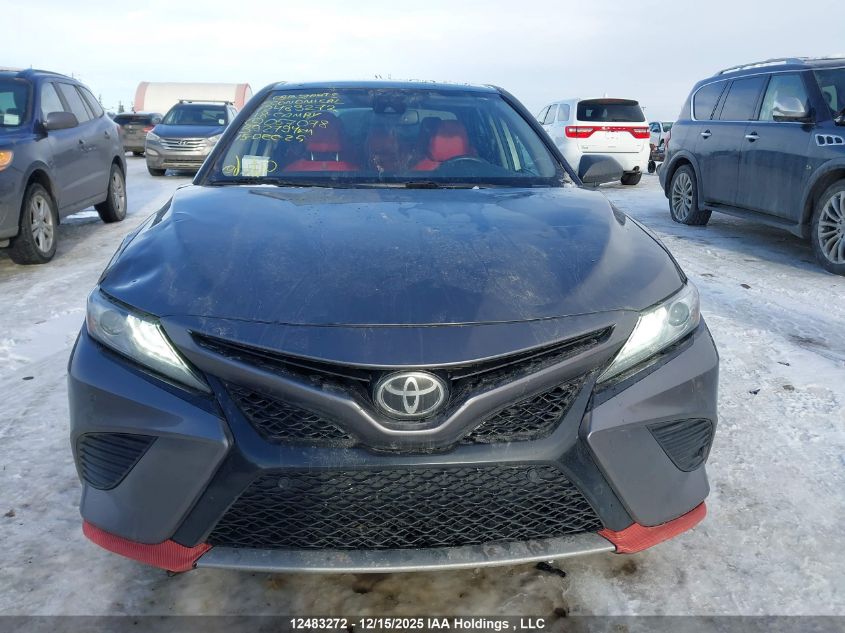 2018 Toyota Camry VIN: 4T1B61HK0JU057078 Lot: 12483272