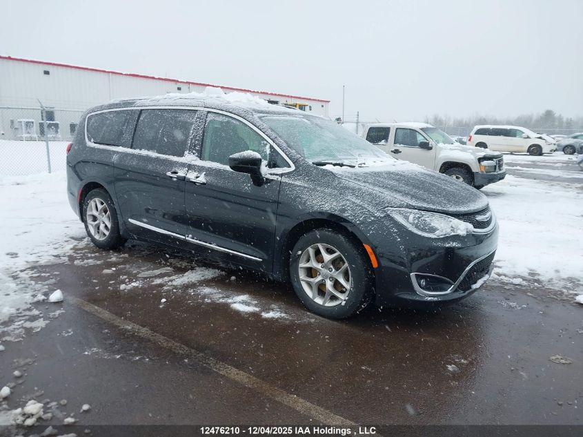 CHRYSLER PACIFICA TOURING-L