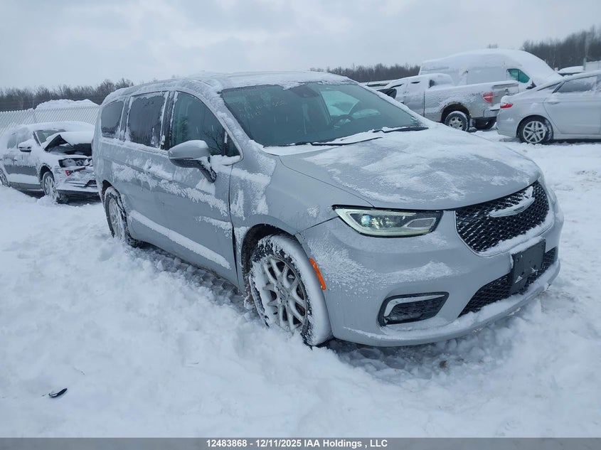 2C4RC1BG4PR621823 2023 Chrysler Pacifica Touring-L auction photo 1