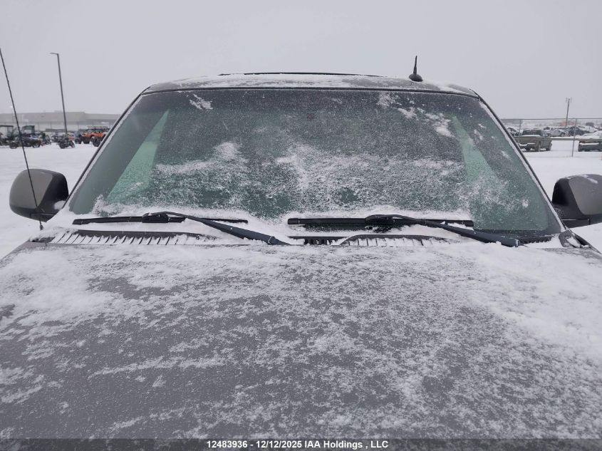 2005 GMC Yukon Denali Denali VIN: 1GKEK63U65J227572 Lot: 12483936