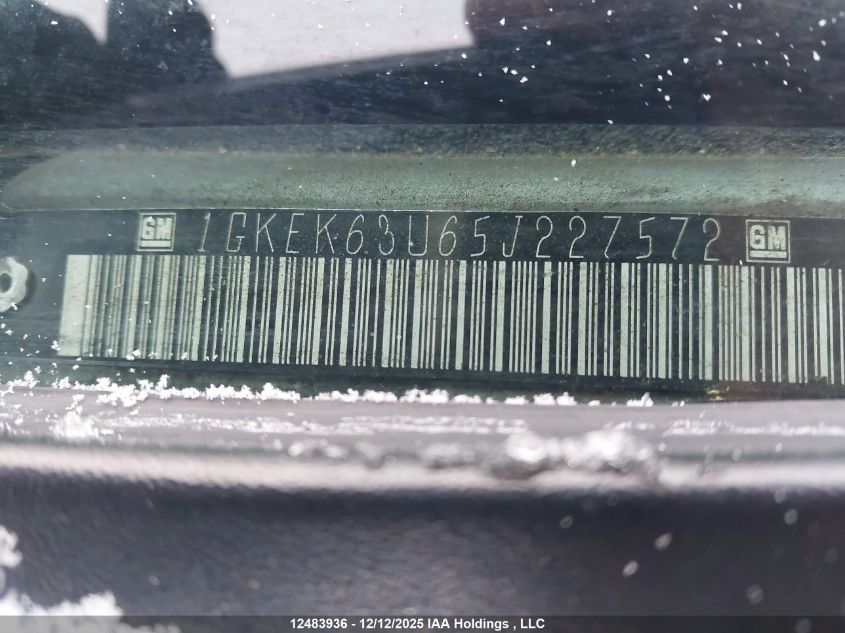 2005 GMC Yukon Denali Denali VIN: 1GKEK63U65J227572 Lot: 12483936