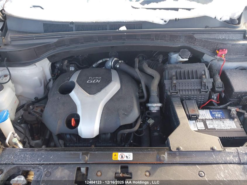 2015 Hyundai Santa Fe Sport 2.0T Se VIN: 5XYZUDLA7FG262706 Lot: 12484123