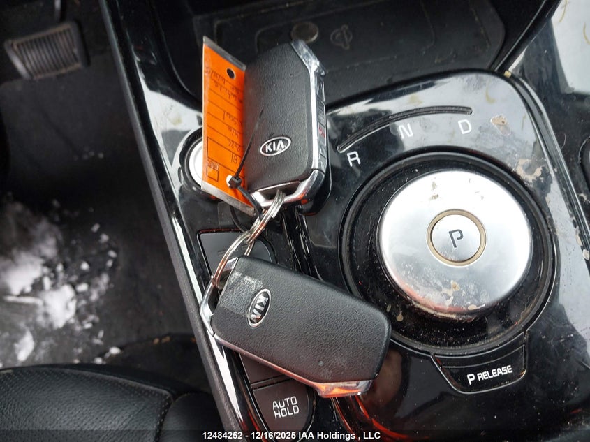 KNDJ33A16L7006224 2020 KIA SOUL EV photo no. 11