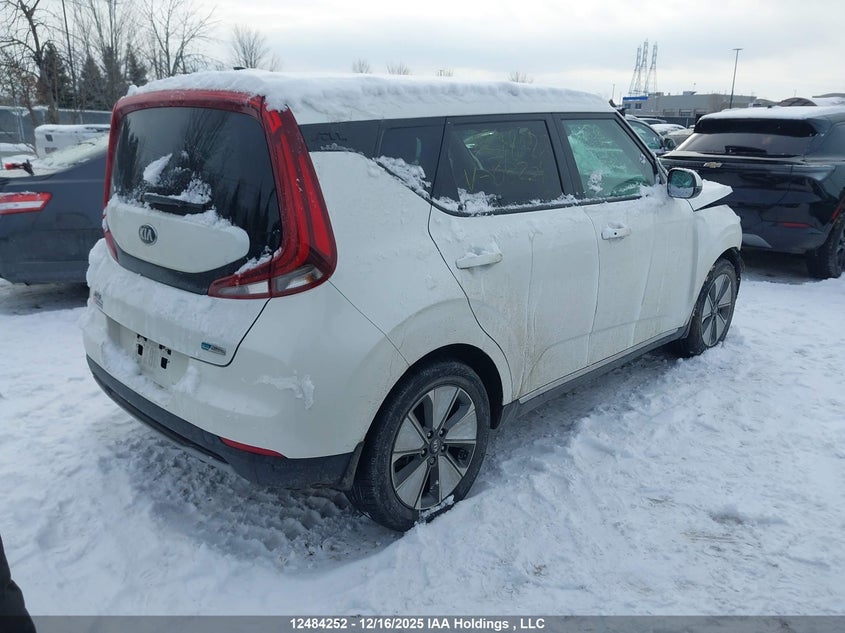 KNDJ33A16L7006224 2020 KIA SOUL EV photo no. 4