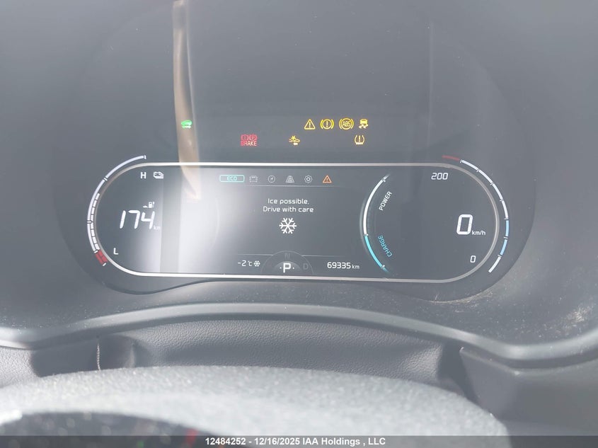 KNDJ33A16L7006224 2020 KIA SOUL EV photo no. 7