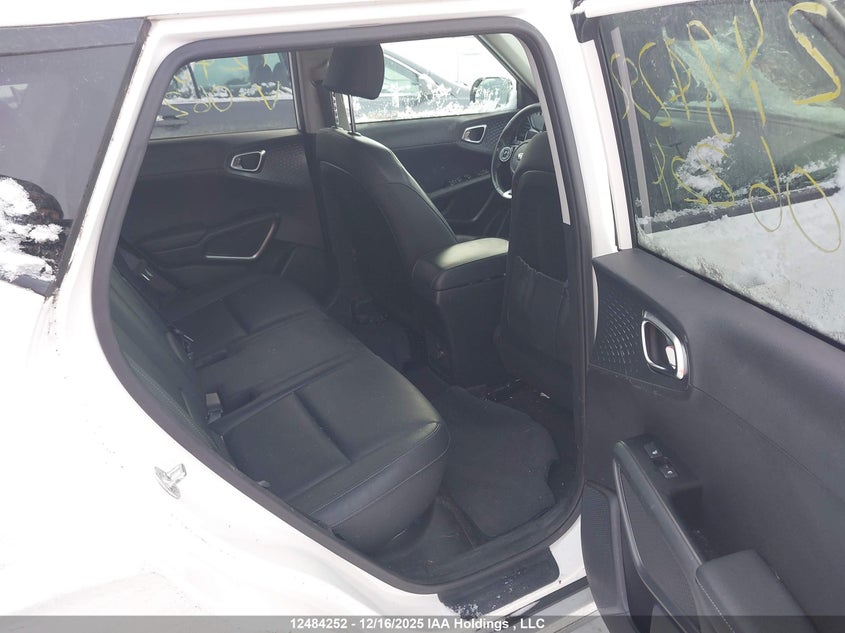 KNDJ33A16L7006224 2020 KIA SOUL EV photo no. 8