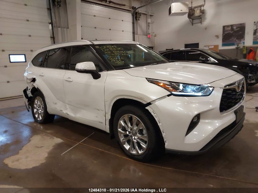 2025 Toyota Highlander Hybrid