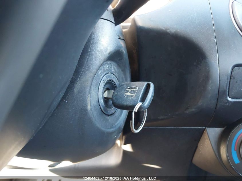 2008 Honda Fit Dx/Lx VIN: JHMGD38488S804525 Lot: 12484409