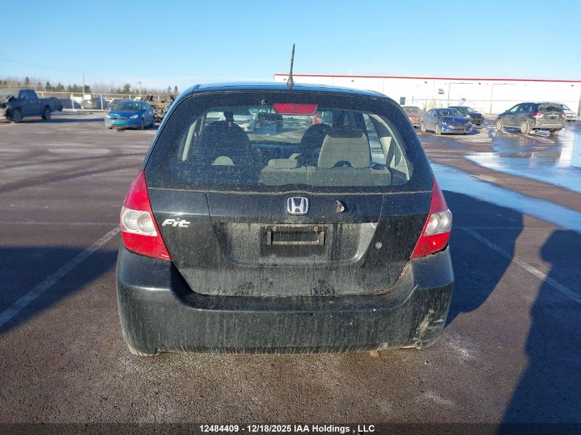 2008 Honda Fit Dx/Lx VIN: JHMGD38488S804525 Lot: 12484409