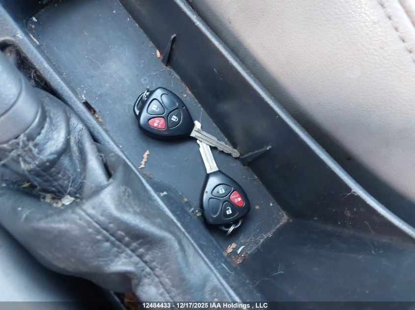 2009 Toyota Corolla Matrix S VIN: 2T1LE40E49C004234 Lot: 12484433