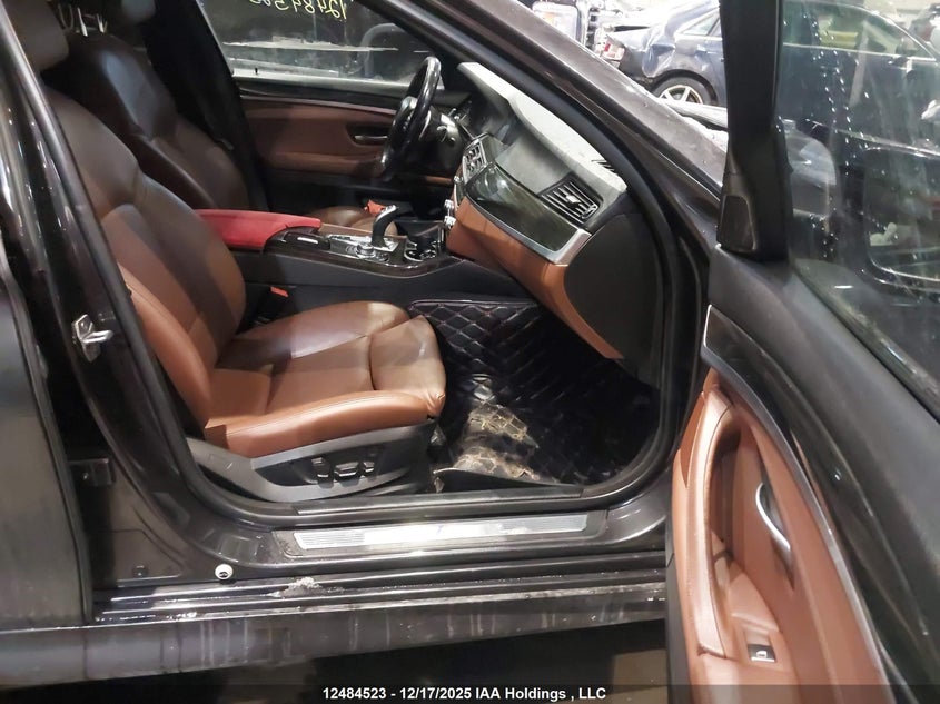 2013 BMW 5ER SEDAN 3.0L I-6 DI, DOHC, VVT, TURBO, 300HP