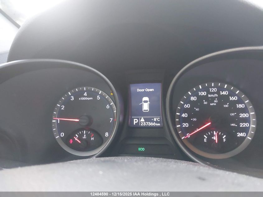 2016 Hyundai Santa Fe Sport 2.4 Premium VIN: 5XYZUDLB7GG344011 Lot: 12484590