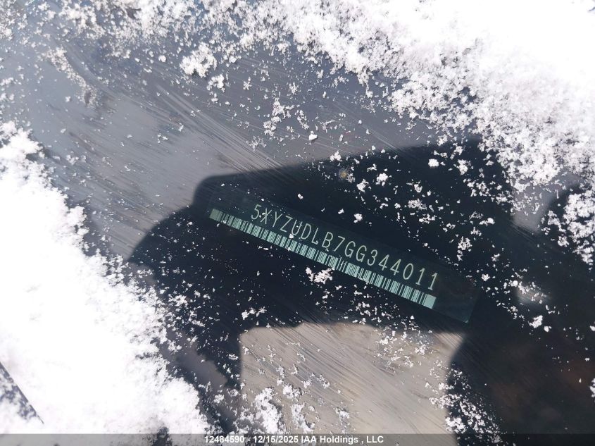 2016 Hyundai Santa Fe Sport 2.4 Premium VIN: 5XYZUDLB7GG344011 Lot: 12484590