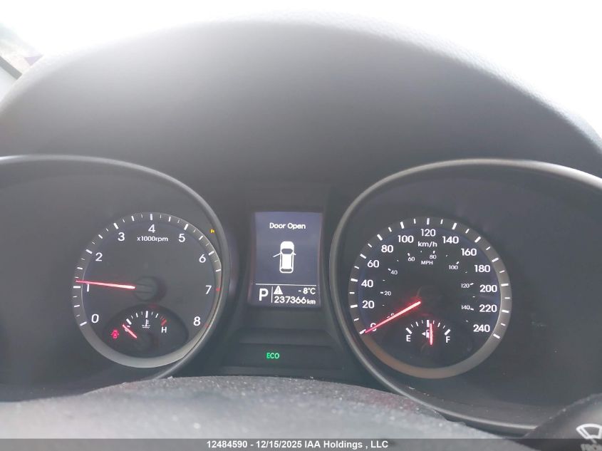 2016 Hyundai Santa Fe Sport 2.4 Premium VIN: 5XYZUDLB7GG344011 Lot: 12484590