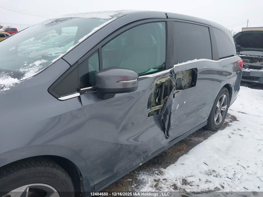 5FNRL6H66JB504095 2018 HONDA ODYSSEY photo no. 6