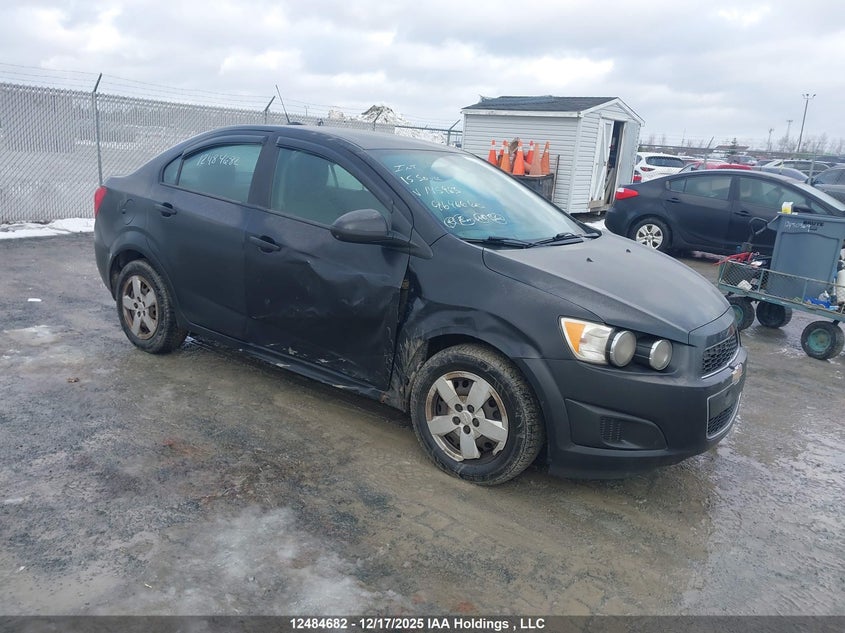 1G1JA5SHXF4145963 2015 Chevrolet Sonic Ls auction photo 1