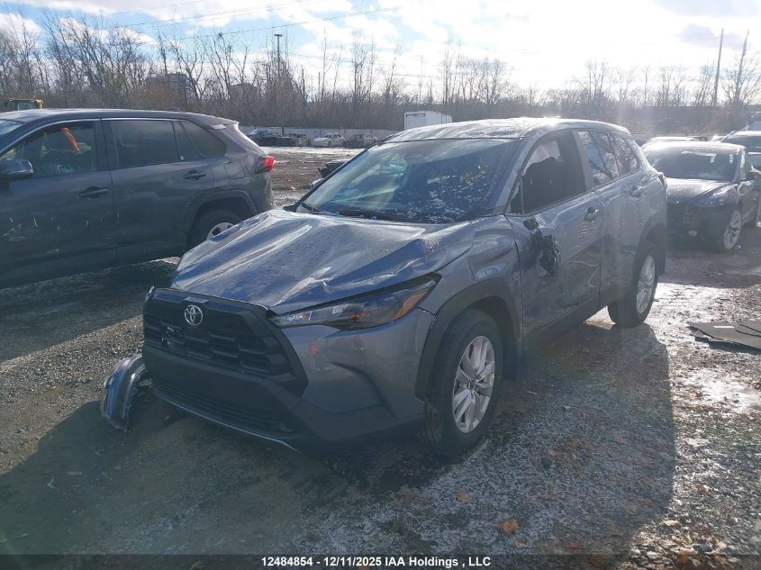 7MUCAABG6TV156254 2026 TOYOTA COROLLA CROSS photo no. 2