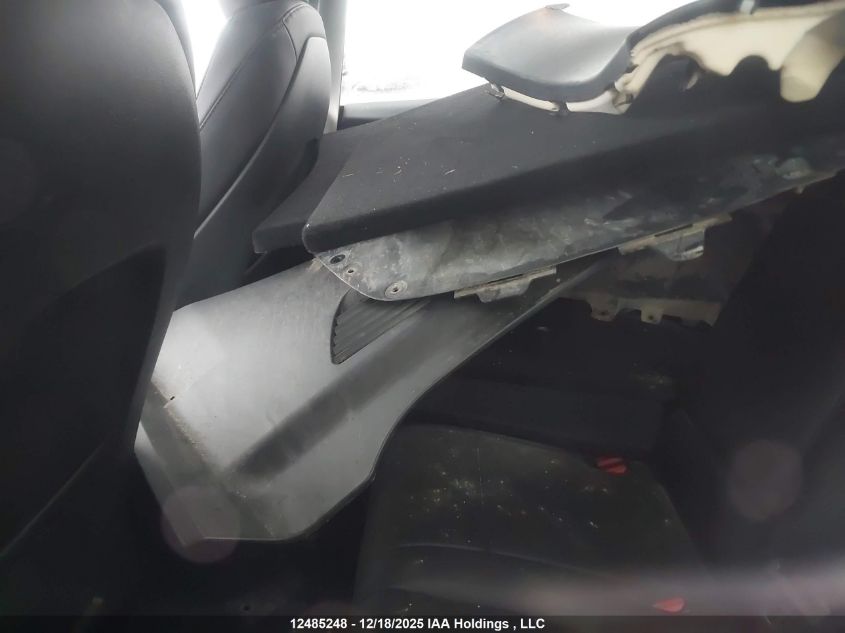 2023 Tesla Model Y Long Range VIN: LRWYGDEE8PC136800 Lot: 12485248