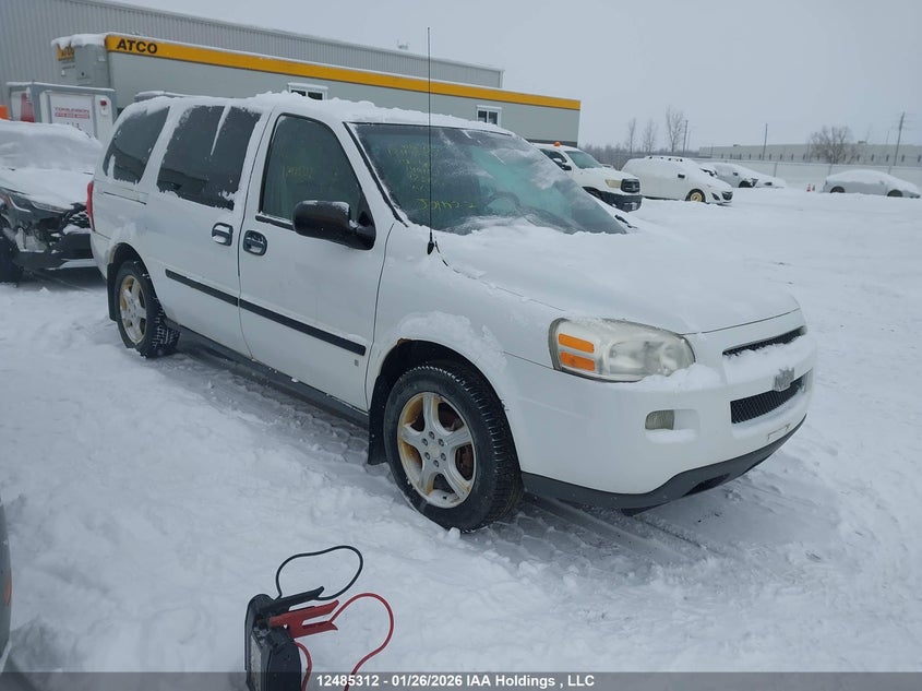 1GBDV13W08D149168 CHEVROLET UPLANDER Photo 1