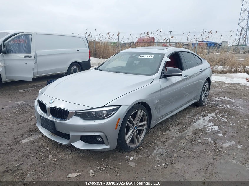 2019 BMW 4er, Right Side, IAAI, VIN WBA4J3C57KBL10738 — photo 2