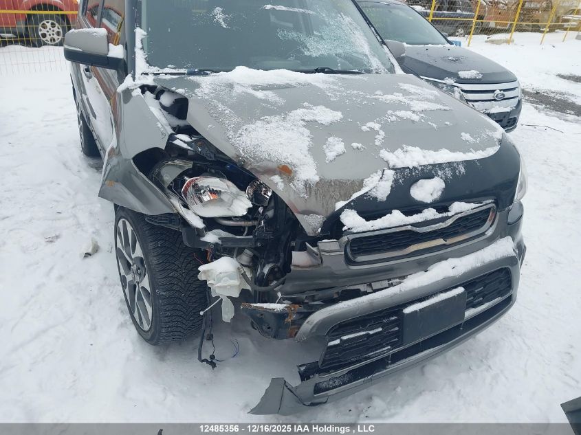 2013 Kia Soul 2.0L 2U/2.0L 4U/2.0L 4U Burner/2.0L 4U Luxury/2.0L 4U Retro VIN: KNDJT2A60D7508489 Lot: 12485356