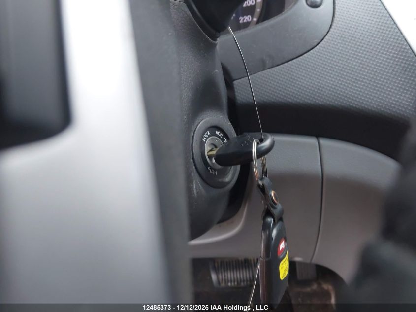 2012 Hyundai Accent VIN: KMHCU4AEXCU208656 Lot: 12485373