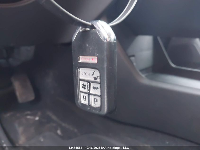 2019 Honda Clarity Plug-In Hybrid VIN: JHMZC5F16KC800183 Lot: 12485554